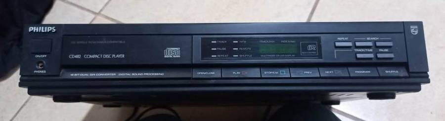 rare find philips compact disk payer