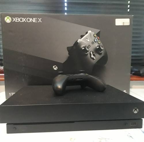 Microsoft Xbox One x 1TB Console