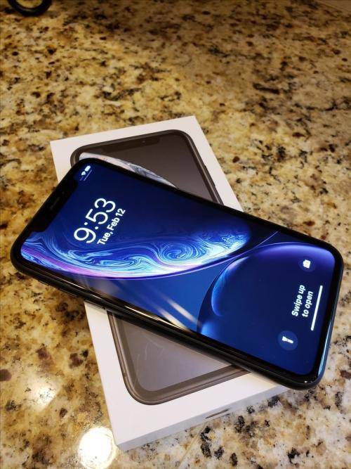 Apple iPhone XR 64GB