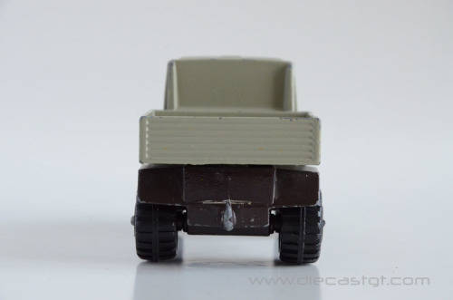 Matchbox Super Kings K-30 Mercedes Unimog and K-32 Trailer