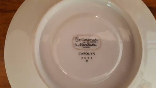 CRAZY MONDAY R1 AUCTION: VINTAGE JAPANESE NORITAKE Fine Porcelain Saucer (Carolyn Pattern 2693)