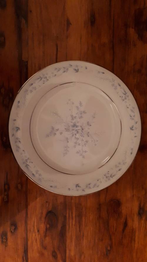 CRAZY MONDAY R1 AUCTION: VINTAGE JAPANESE NORITAKE Salad/Side Plate (Carolyn Pattern 2693)