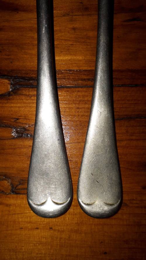 A PAIR OF SILVAWYTE VINTAGE NICKEL SILVER entre forks