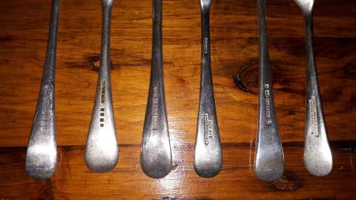 12 VINTAGE SILVER PLATED FORKS: 6 Dinner Forks and 6 Entre/Salad Forks