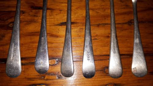 12 VINTAGE SILVER PLATED FORKS: 6 Dinner Forks and 6 Entre/Salad Forks