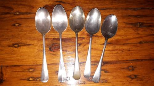 LOT OF 5 VINTAGE PLATED Dinner Spoons from assorted cutlers