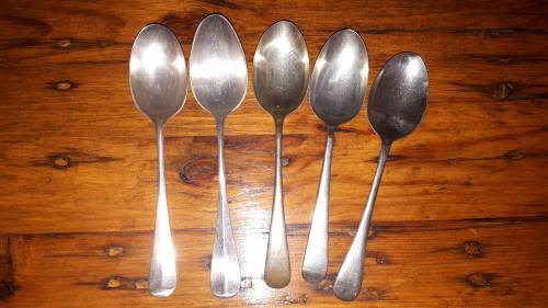 LOT OF 5 VINTAGE PLATED Dinner Spoons from assorted cutlers