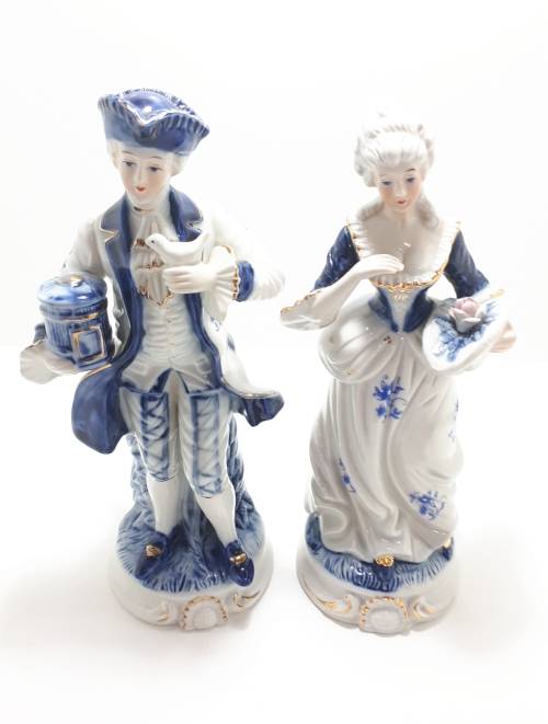 1925-67 Fine Porcelain Blue and White Capodimonte Victorian Figurine Pair Male and Female