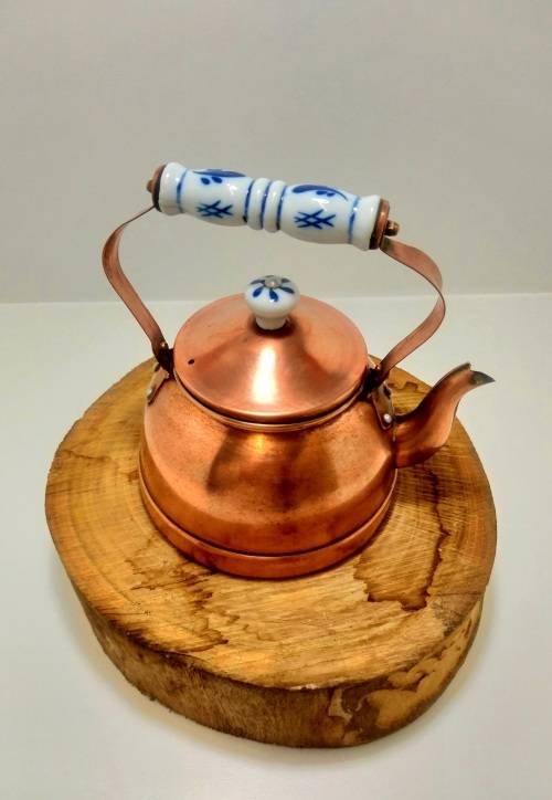 Small Vintage Copper Kettle With Blue & White Porcelain Handle & Lid Finial