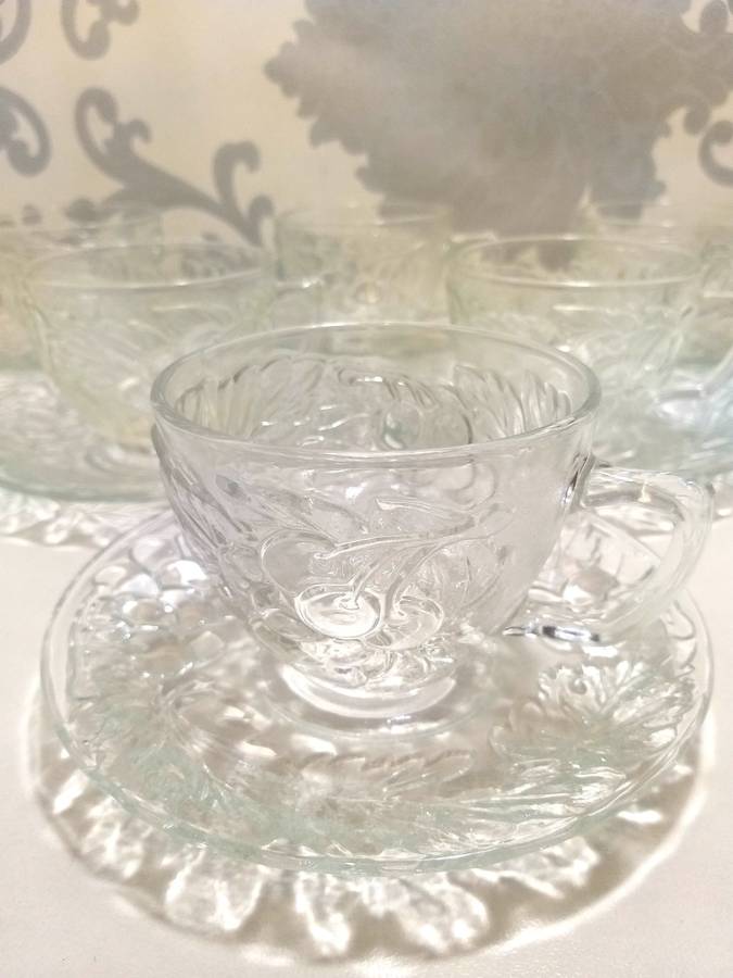 Indonesian Set Of 6 Clear Glass Duos (Cups And Saucers) With Grape And Grape Leaf Design