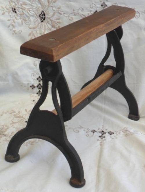 Vintage cast iron paper towel dispenser
