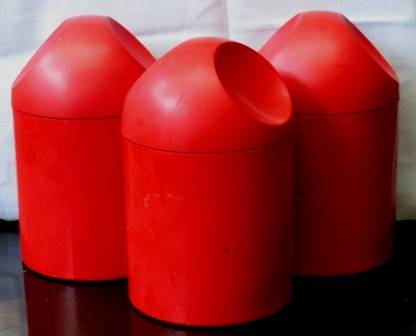 Mid century, storage containers by Japanese industrial designer Makio Hasuike for Gedy, Italy