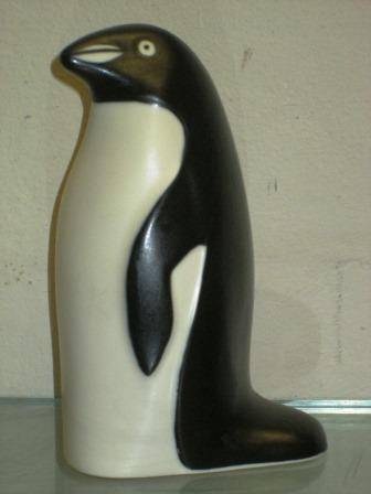 Very rare penguin designed by Swedish artist Lillemor Mannerheim-Klingspor for Arabia Finland