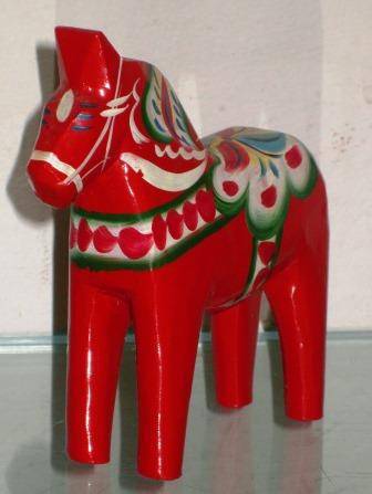 Retro carved Scandinavian Dala horse by Nils Olsson of Sweden