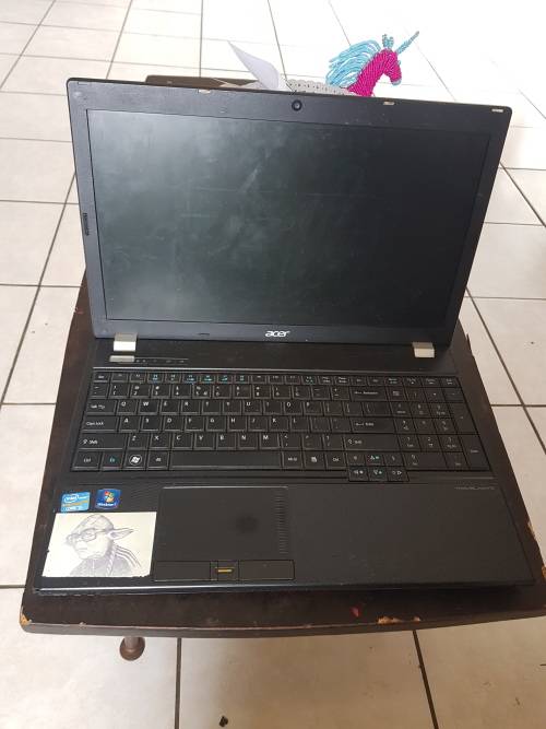 i5 Acer Laptop ( for parts /repair)