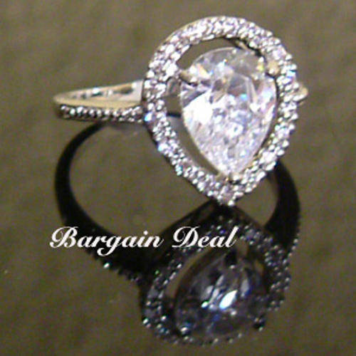 SizeL/ Size M! Gorgeous 18stone 2.5ct Pear Cut Engagement Diamond Ring clad in 18K White Gold!!