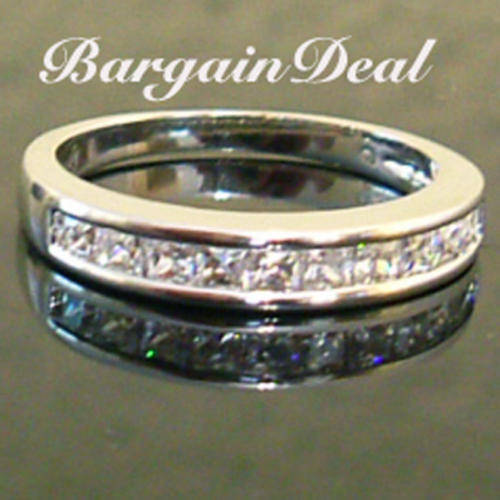 Size 5 / 6 !! Stylish 10stone 1.2ct Princess Cut Eternity Ring clad in 18K White Gold!!