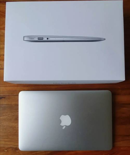 Macbook