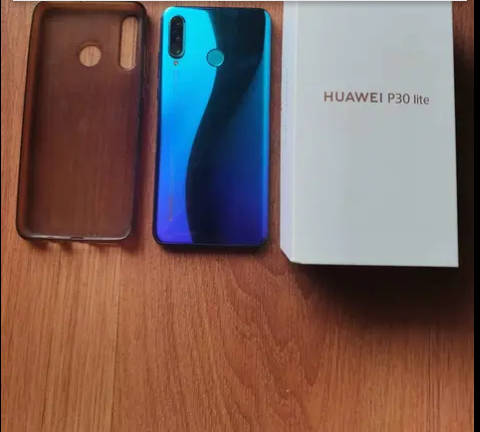 LIKE NEW HUAWEI P30 LIGHT 128 G|| IMMACULATE CONDITION ||OPEN TO ALL NETWORK || BARGAIN