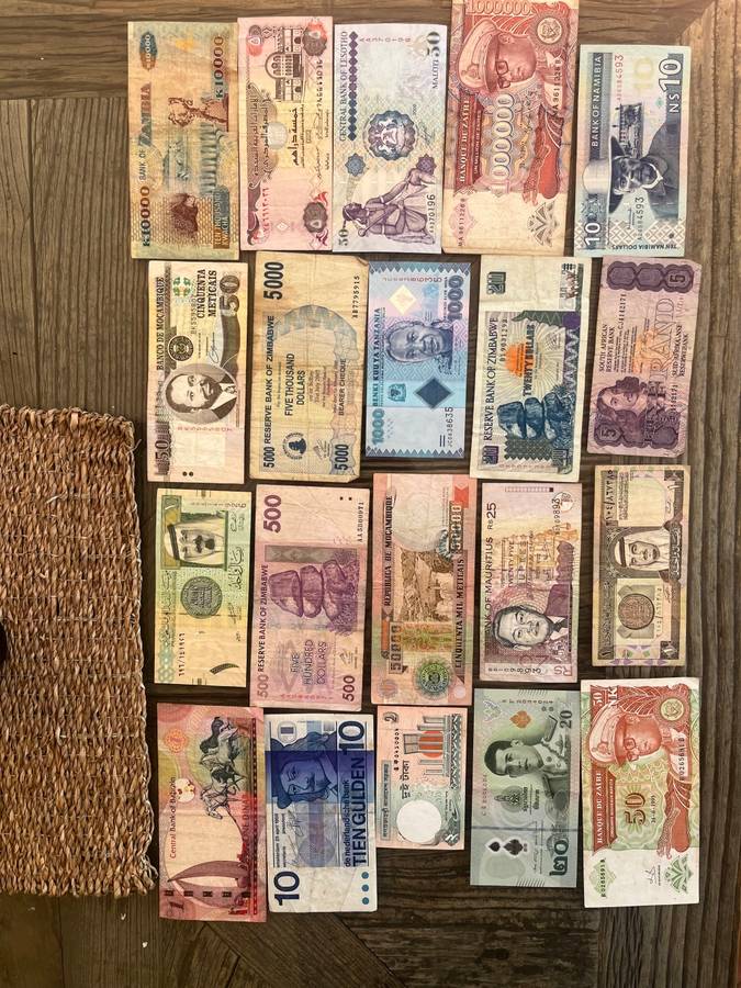 Assortment Bank Notes x 20