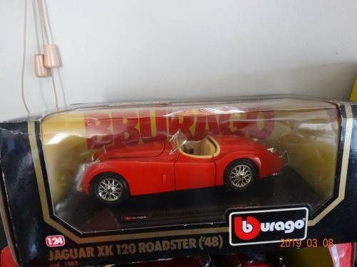 9 X1:24-Model Cars - Ferrari F40, Gemballa , Jag XK120, 3 x F1 etc etc  etc  - Awesome Set-WOW