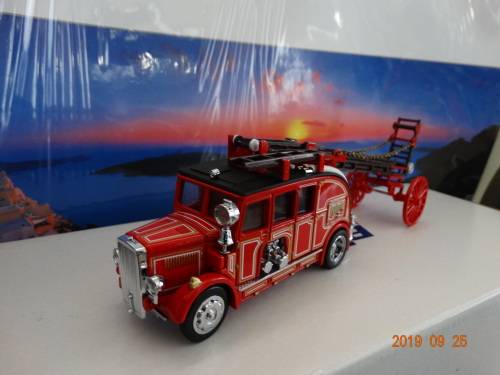 Matchbox Models of Yesteryear YFE08 1936 Leyland Cub Fire Engine FK-7 -WOW -