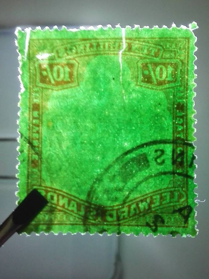 LEEWARD ISLANDS KGVI 10 SHILLINGS