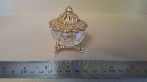 Ornate Vintage! MIRELLA ENGLAND - Small Crystal Jar With Gold Plated Legs And Lid
