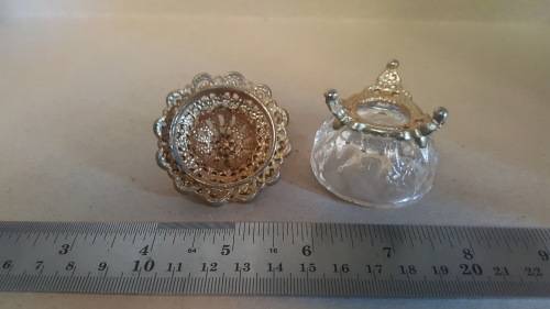 Ornate Vintage! MIRELLA ENGLAND - Small Crystal Jar With Gold Plated Legs And Lid