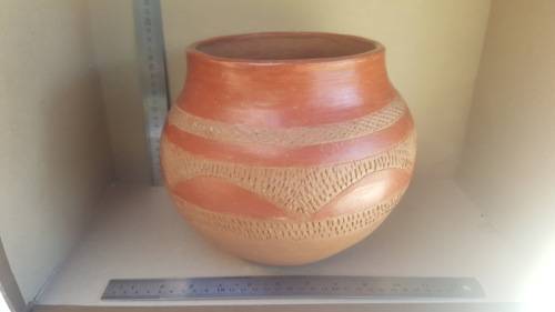 African Zulu Beer Pot -  Terracota Clay Polished and Matt pattern Ukhamba