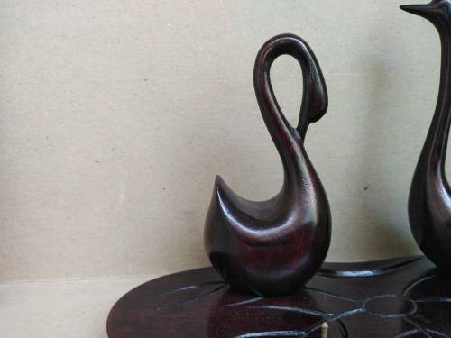 Vintage! - 5 Piece - Majestic  Ebony Wooden Swan Family - Hand Carved On Wooden Base