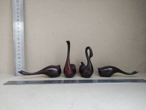 Vintage! - 5 Piece - Majestic  Ebony Wooden Swan Family - Hand Carved On Wooden Base