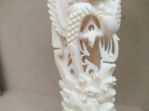 Vintage!  Indonesian -  Ornate Slim Hand Crafted Bone Carving Totem Deity Statue