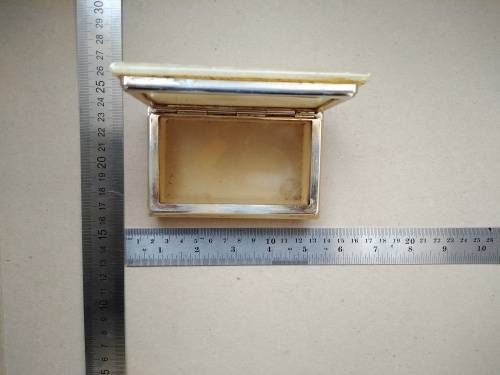 Vintage! Hand Made in Italy - Genuine Alabaster Marble - Rectangular Floral Trinket Box