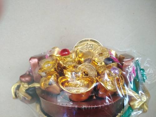 Feng Shui - Wealth Pot - Bucket With Ingots And Gold Coins