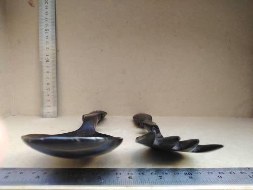 Africana! - Ebony - Set Of Wooden Salad Servers - Fish Handles