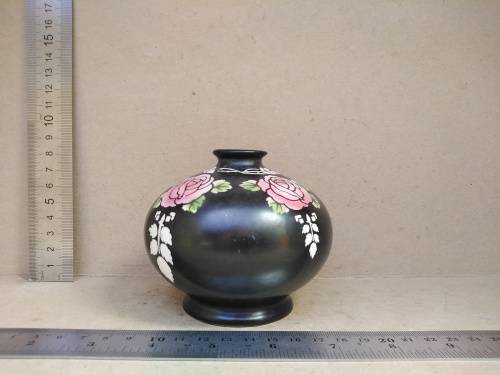 Antique! Shelley England - Rose - Art Deco Style - 1912 - 1920 - Matte Black - Small Roself Vase
