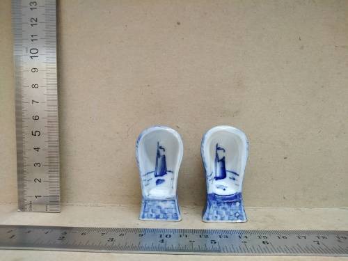 Vintage! Delft?  - Pair Of Porcelain Basket Weaved Chairs - Sailboat Scenes