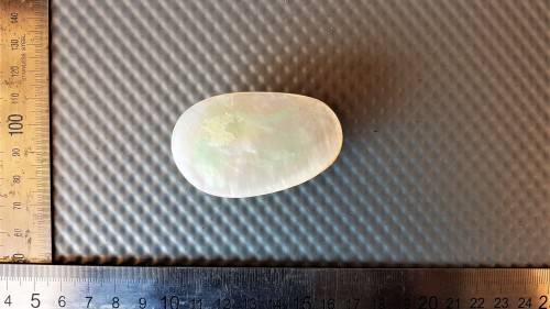 Stunning ! * Natural Mother Of Pearl *  Cabochon - Oval Shape - Flat Back