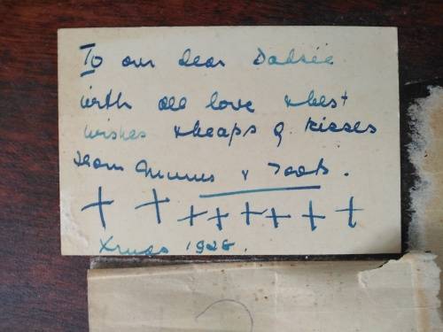 Antique! 1928 - Wooden - Tie / Flower Press