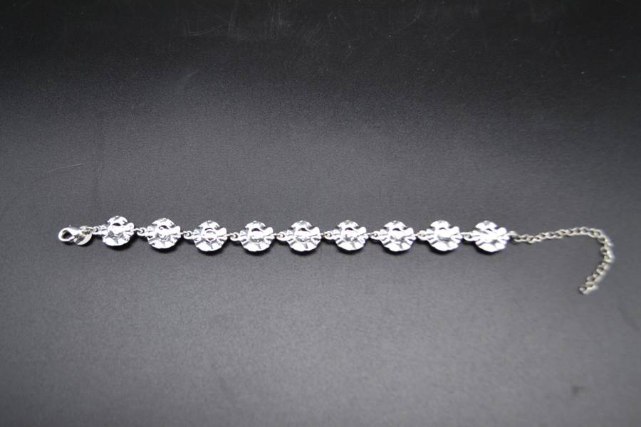 925 Sterling Silver Rose Link Bracelet, 13mm wide, 24.5cm Long - 14.68 grams