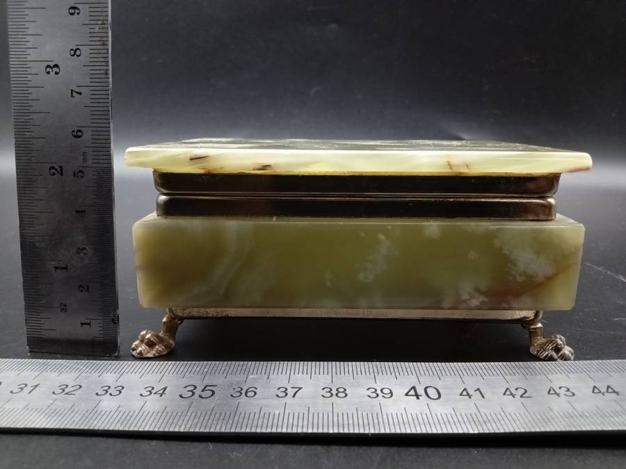 Vintage! Alabaster Marble Trinket Box With Lid.