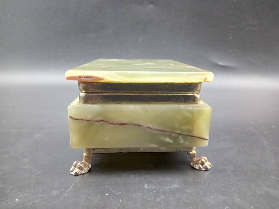Vintage! Alabaster Marble Trinket Box With Lid.