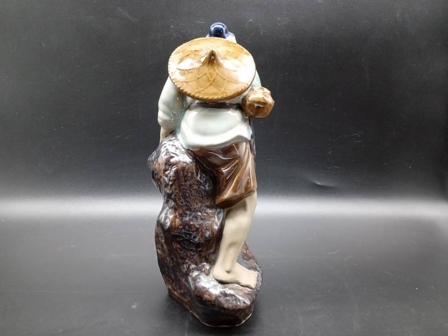 Vintage! Large Shiwan Chinese Mudman Figurine Fisherman.