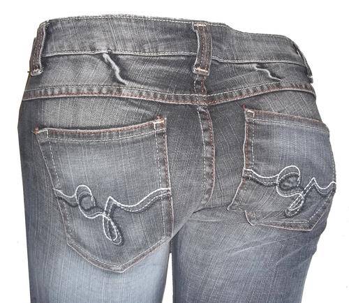 Authentic Guess Sassy Flare Jeans (Size 34)
