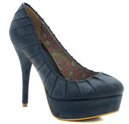 PLUM Delicious Platform Pumps