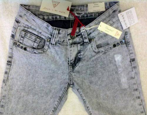REDUCED! R1200 GUESS Daredevil ladies skinny jeans 27 = Size 32 (NEW)