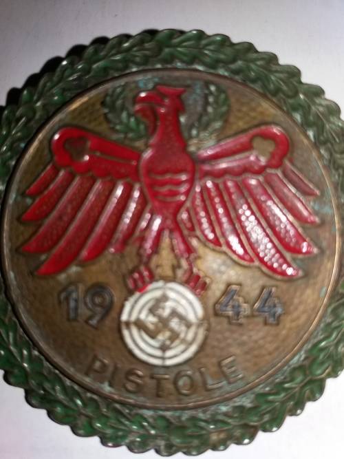 German Gau Champion Badge in Gold with Oakleaves1944 Pistol Shooting Award,51.5mm Dia