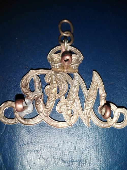 Natal Mounted Rifles White Metal Slouch Hat Cap Badge Worn Prior to 1915 4 lugs