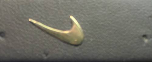9  carat  Gold  ,  Nike swoosh earring